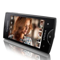 Sony Ericsson Xperia RAY Noir - Smartphone 3G+ avec écran tactile 3.3" sous Android 2.3